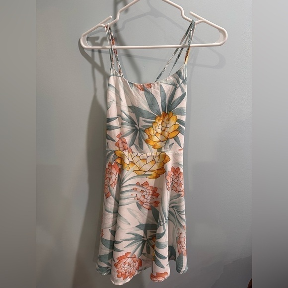 Forever 21 - LIKE NEW  - summer dress with spaghetti straps. Size small. - Picture 1 of 5